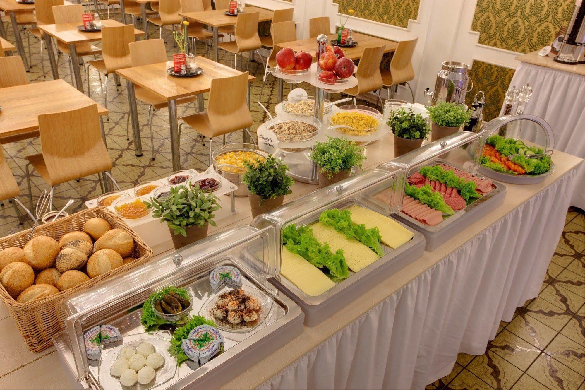 Sonata Hotel Kolonia